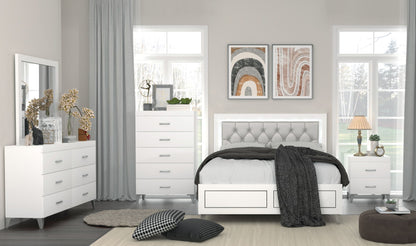 Casilda - Mirror - White, alternate view 6 with metal
