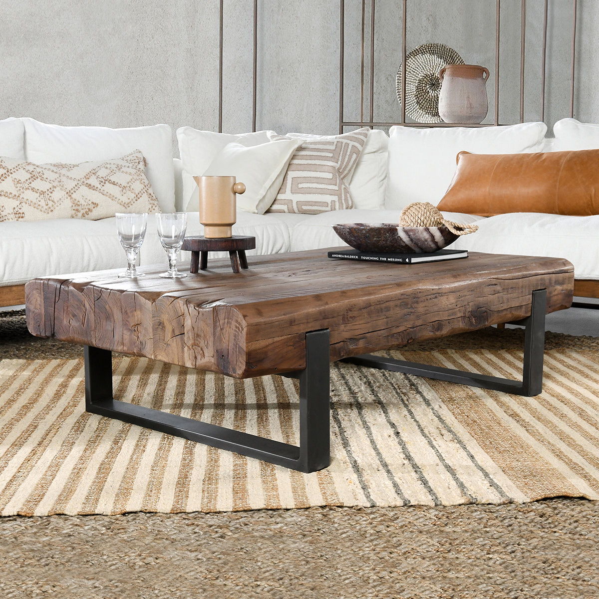 Duarte - Table, alternate view 17 with wood construction