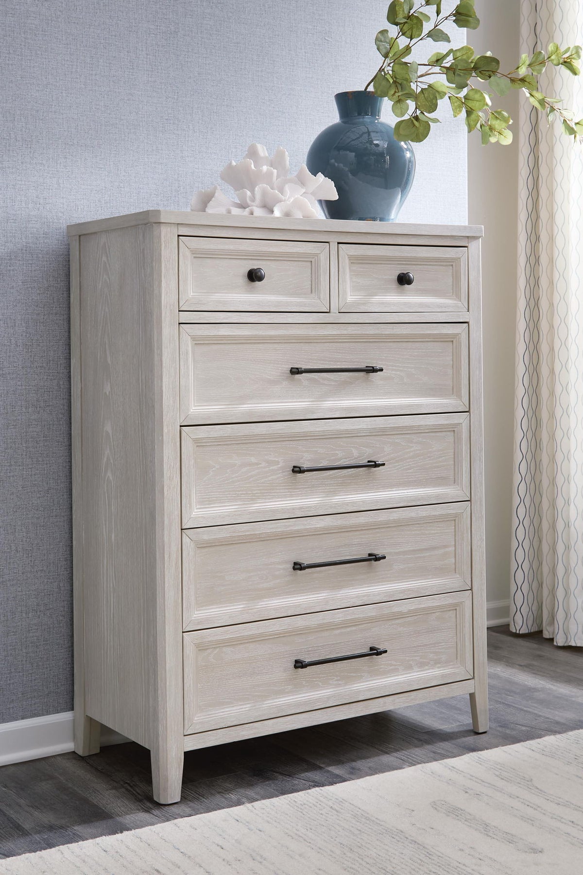 Darbonton Six Drawer Chest Dove White, gallery image 6