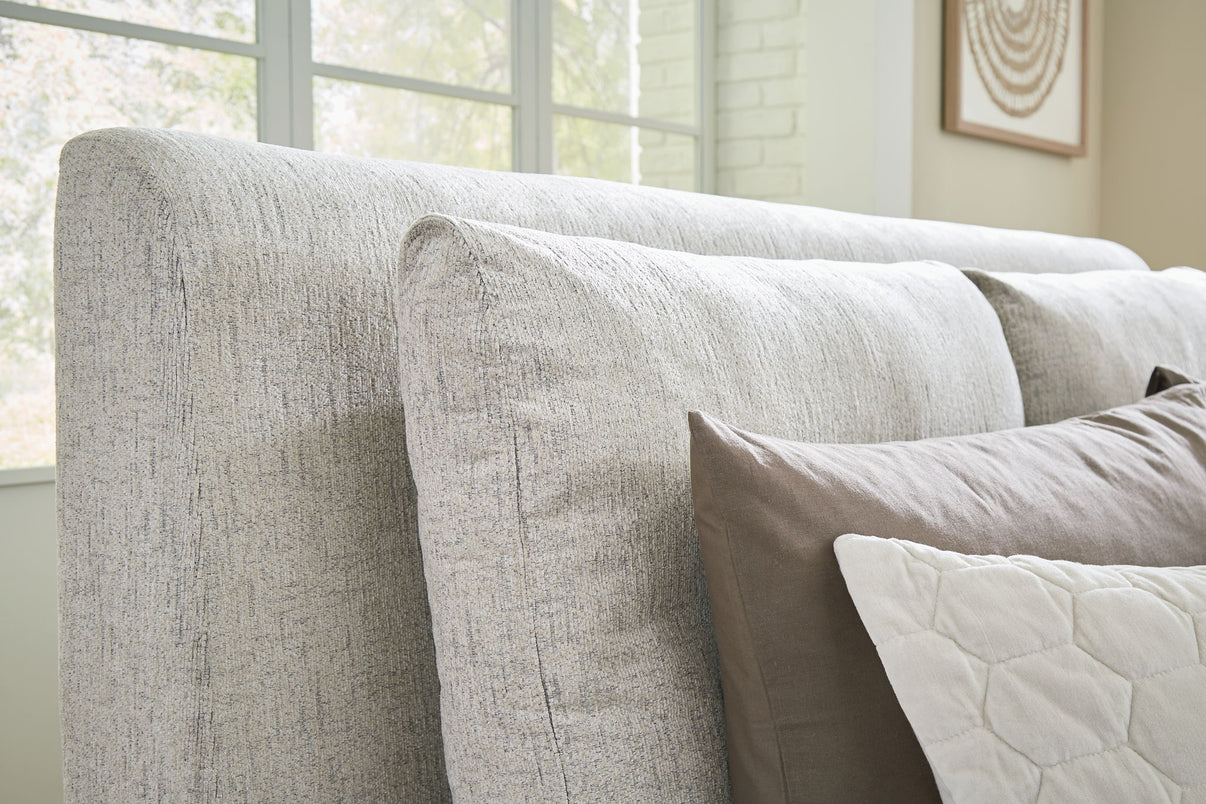 Cabalynn - Upholstered Bed, alternate view 9