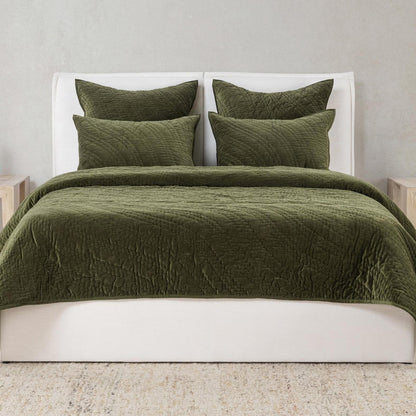 Elms - Velvet Quilt - Villa - 35