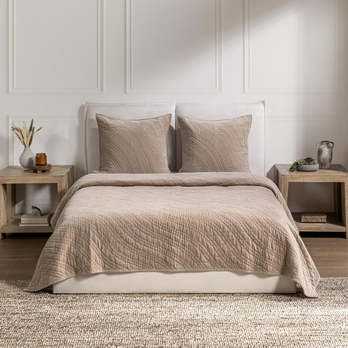 Elms - Velvet Set - Villa - 32