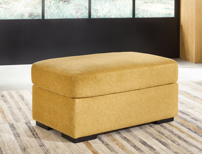 Keerwick - Living Room Set, alternate view 17 with velvet upholstery