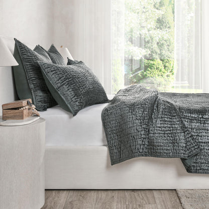 Bari - Velvet Quilt - Bay Green