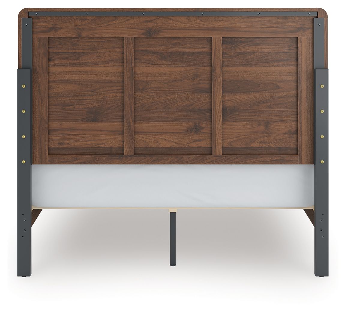 Fortlorn - Panel Bed - Signature Design by Ashley® - 9