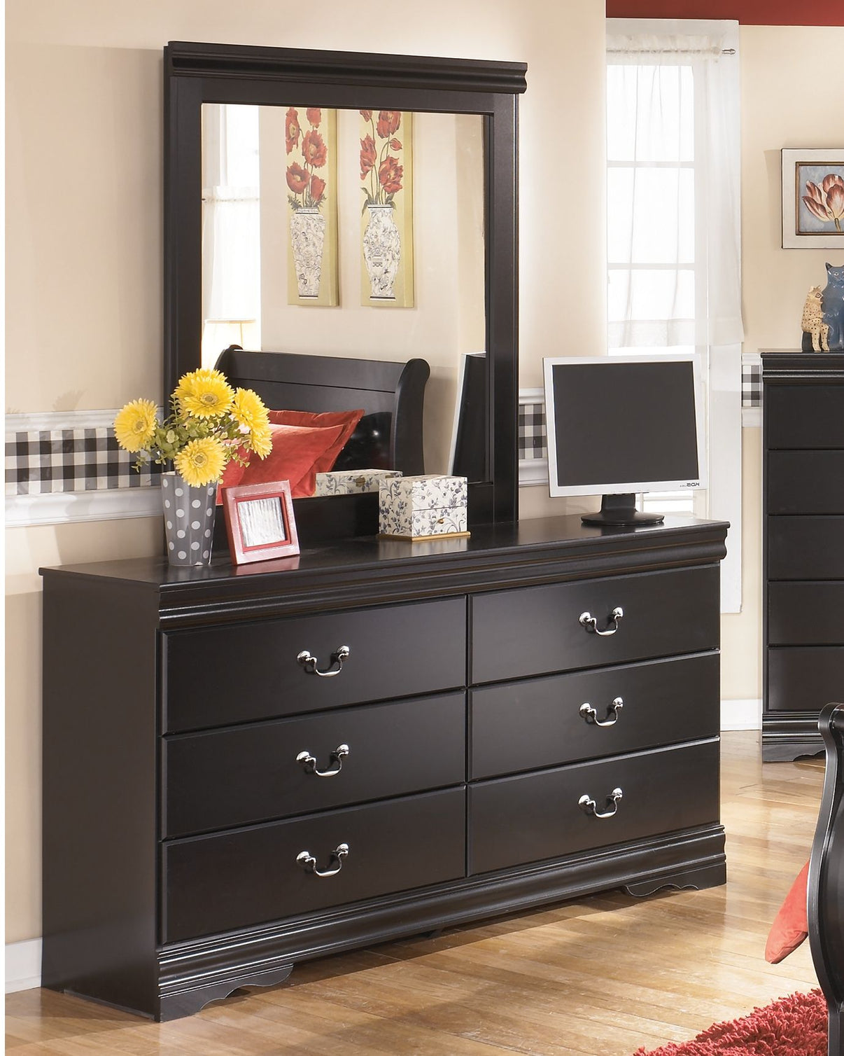 Huey Vineyard - Bedroom Set - Signature Design by Ashley® - 5