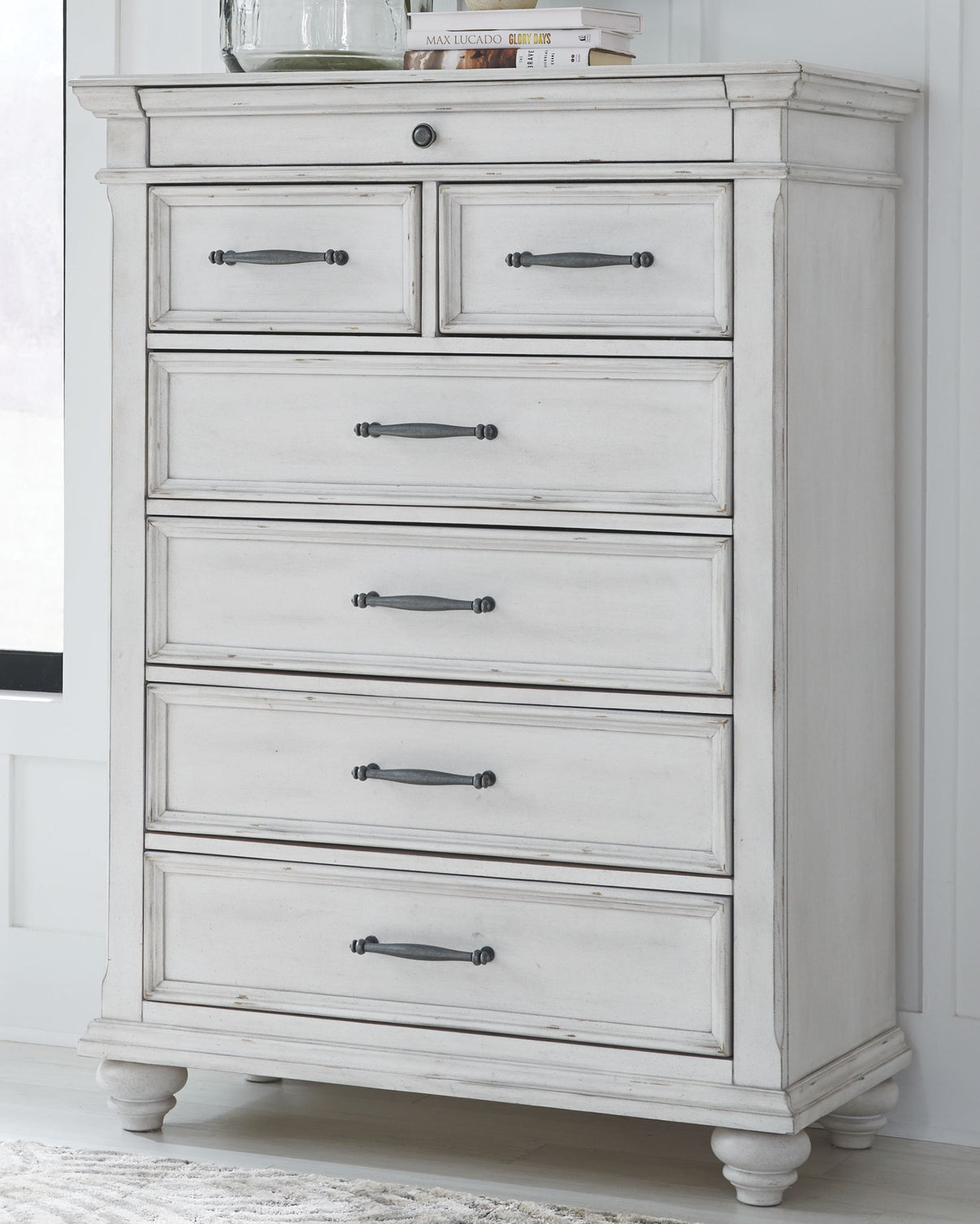 Kanwyn - Panel Bedroom Set - Benchcraft® - 64