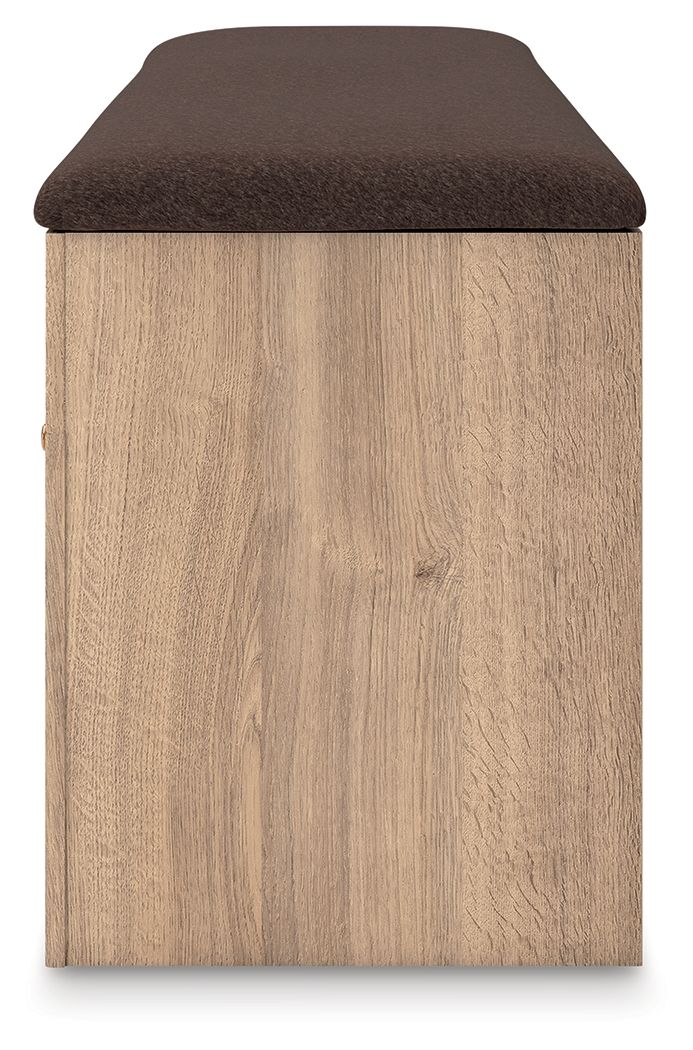 Kinlanni - Bedroom Upholstered Storage Bench - Tan / Brown - Signature Design by Ashley® - 6