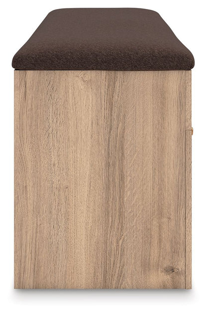 Kinlanni - Bedroom Upholstered Storage Bench - Tan / Brown - Signature Design by Ashley® - 4