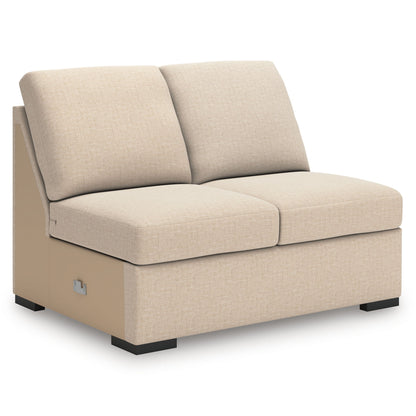 LadyMae - 3 Piece Sectional - Benchcraft® - 3