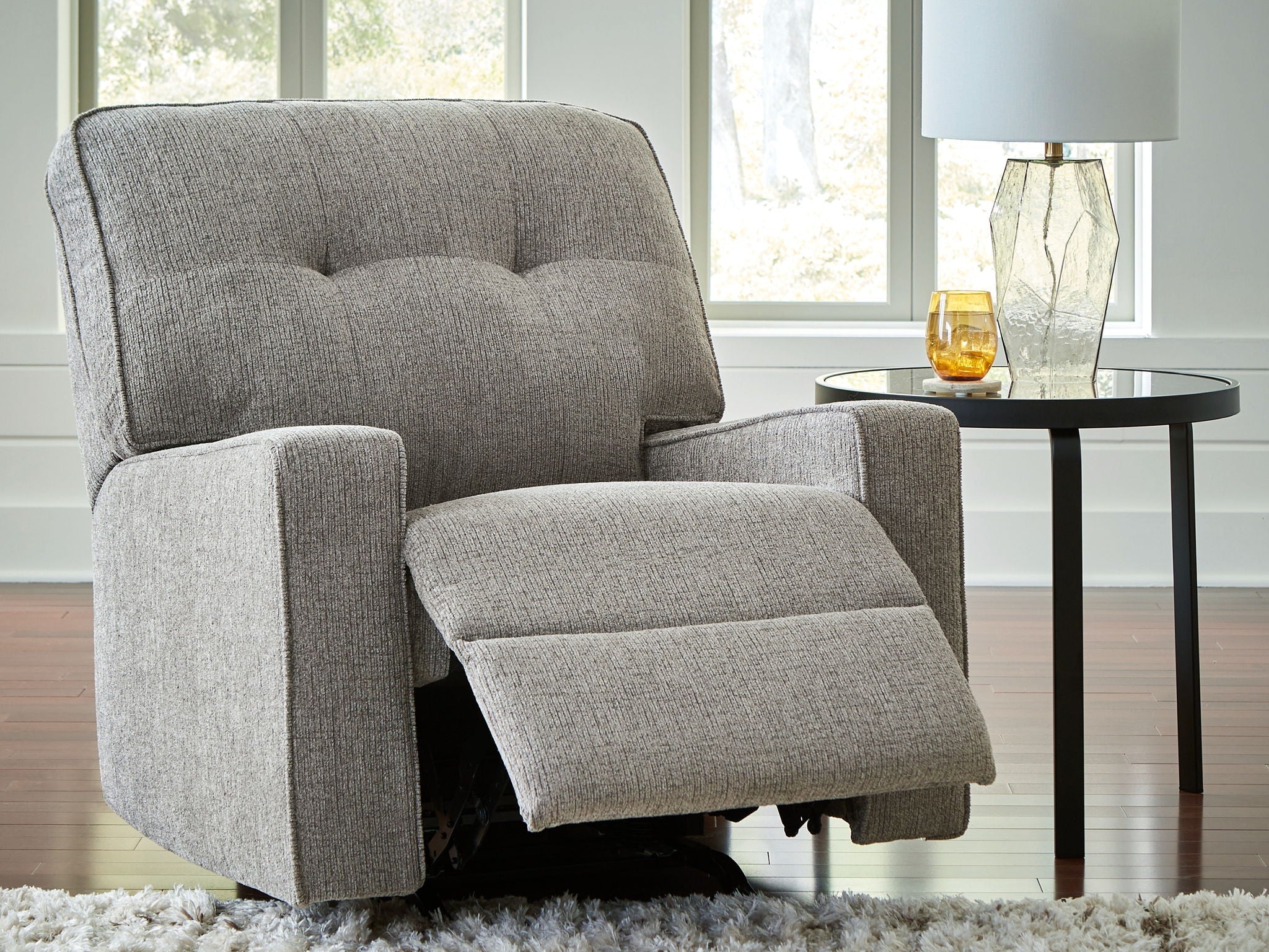 Larimer - Rocker Recliner - Signature Design by Ashley® - 4