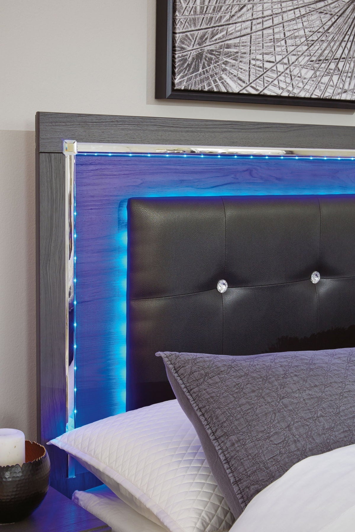 Lodanna - Upholstered Panel Headboard - Signature Design by Ashley® - 3