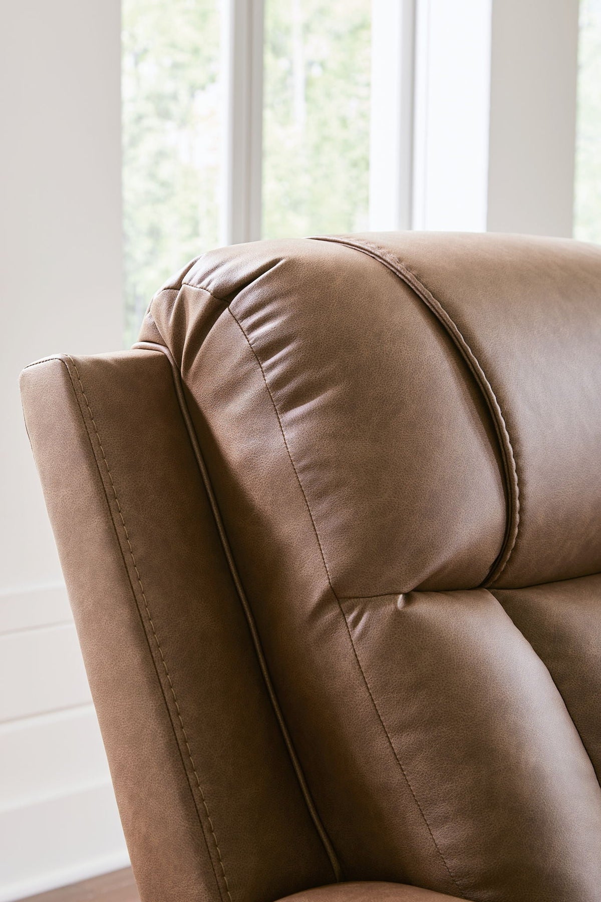 Mackmenville - Zero Wall Recliner - Benchcraft® - 3