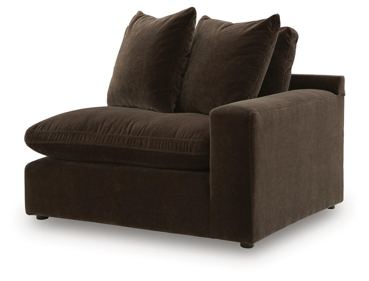 Maxton Heights - 2 Piece Sectional - Benchcraft® - 7