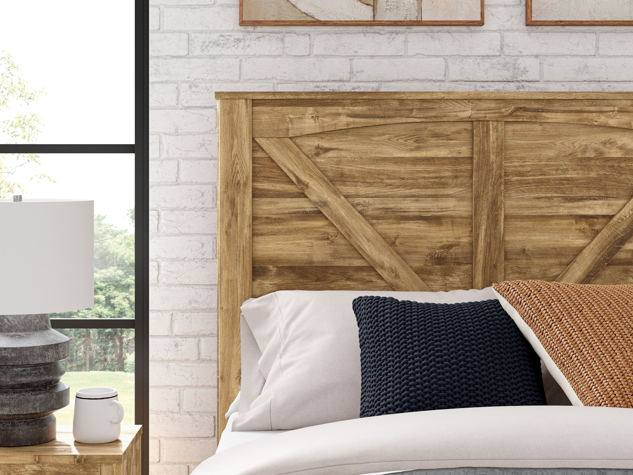 Maystonna - Crossbuck Panel Bed - Signature Design by Ashley® - 2