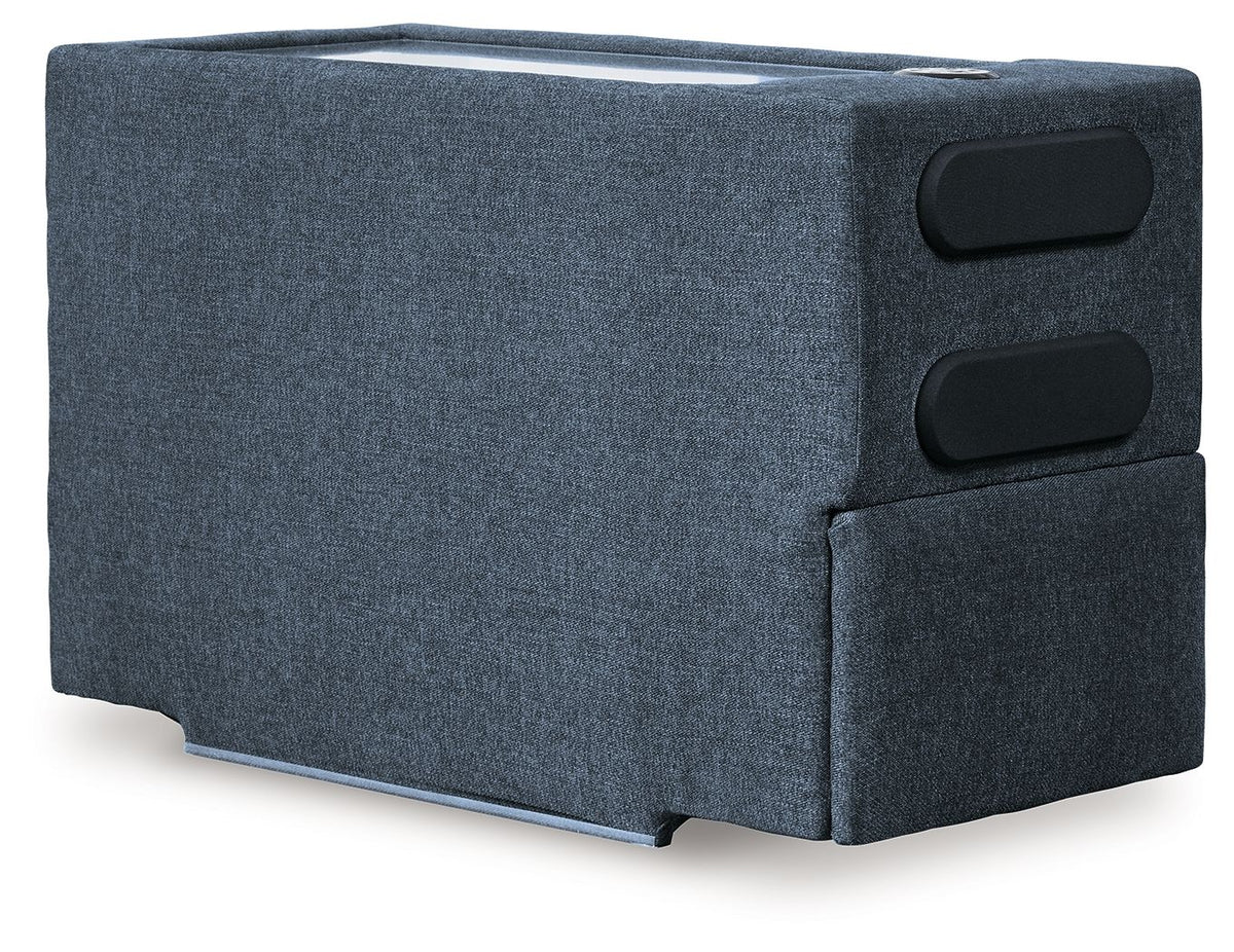 Modmax - 8 Piece Sectional - Signature Design by Ashley® - 50