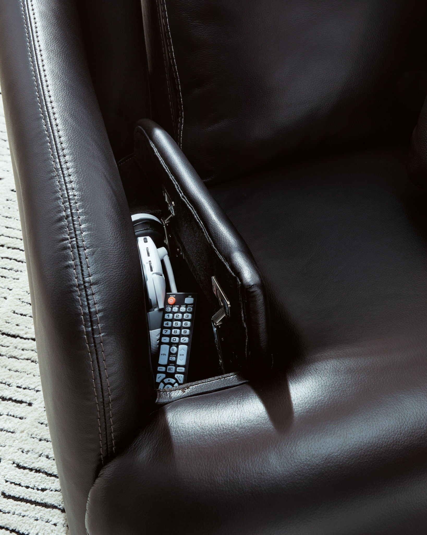 Modmax II - Swivel Glider Recliner - Black - Signature Design by Ashley® - 6