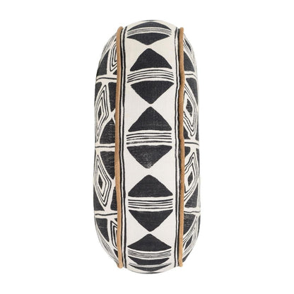 Nubia - 22" x 22" Pillow - Black / White - Villa - 2
