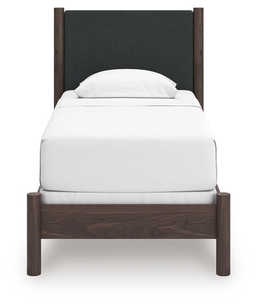 Pamytta - Upholstered Panel Bedroom Set - Signature Design by Ashley® - 8