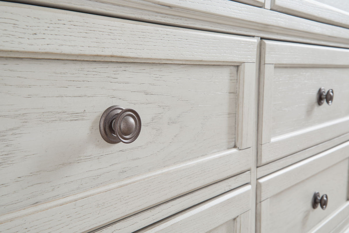 Robbinsdale - Dresser - Signature Design by Ashley® - 11