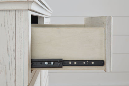 Robbinsdale - One Drawer Night Stand - Antique White - Signature Design by Ashley® - 7
