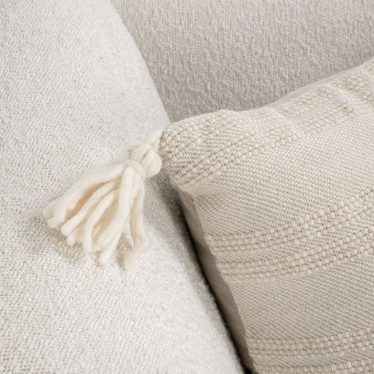 York - Pillow - Villa - 5