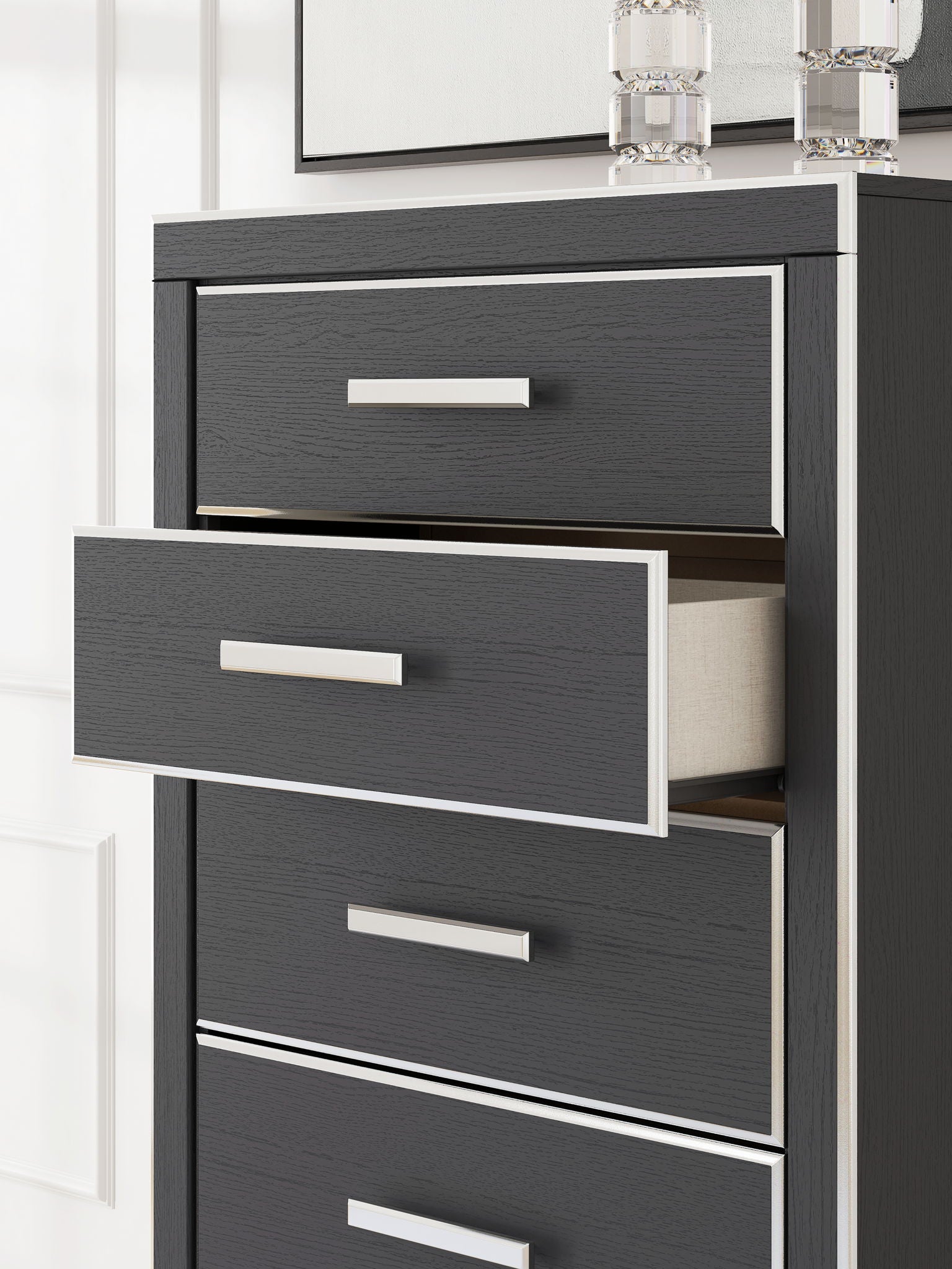 Zuraleus - Five Drawer Chest - Signature Design by Ashley® - 15