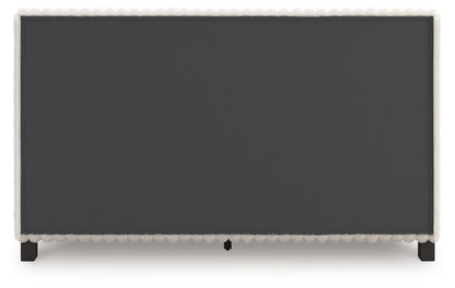 Zuraleus - Upholstered Bed - Signature Design by Ashley® - 19